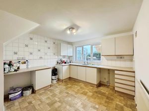 Photo 14- click for photo gallery